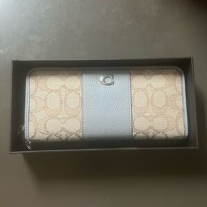 NWT Coach Accordion Zip Wallet - Stone Grey/Blue Colorblock Signature Canvas